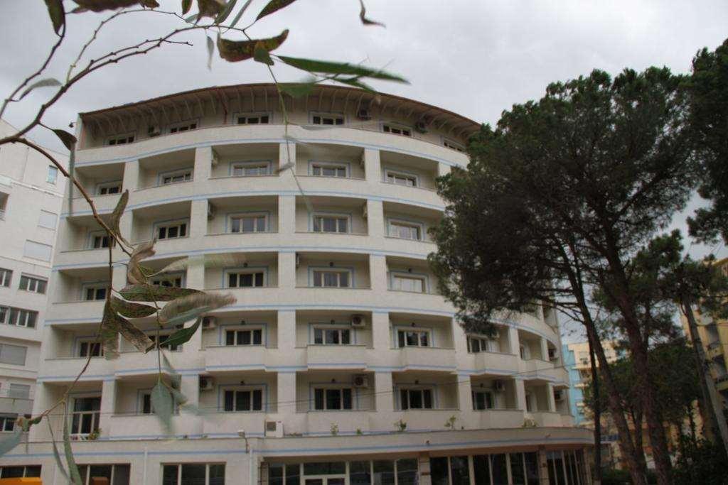 Hotel Leonardo Shkallnur Exterior photo